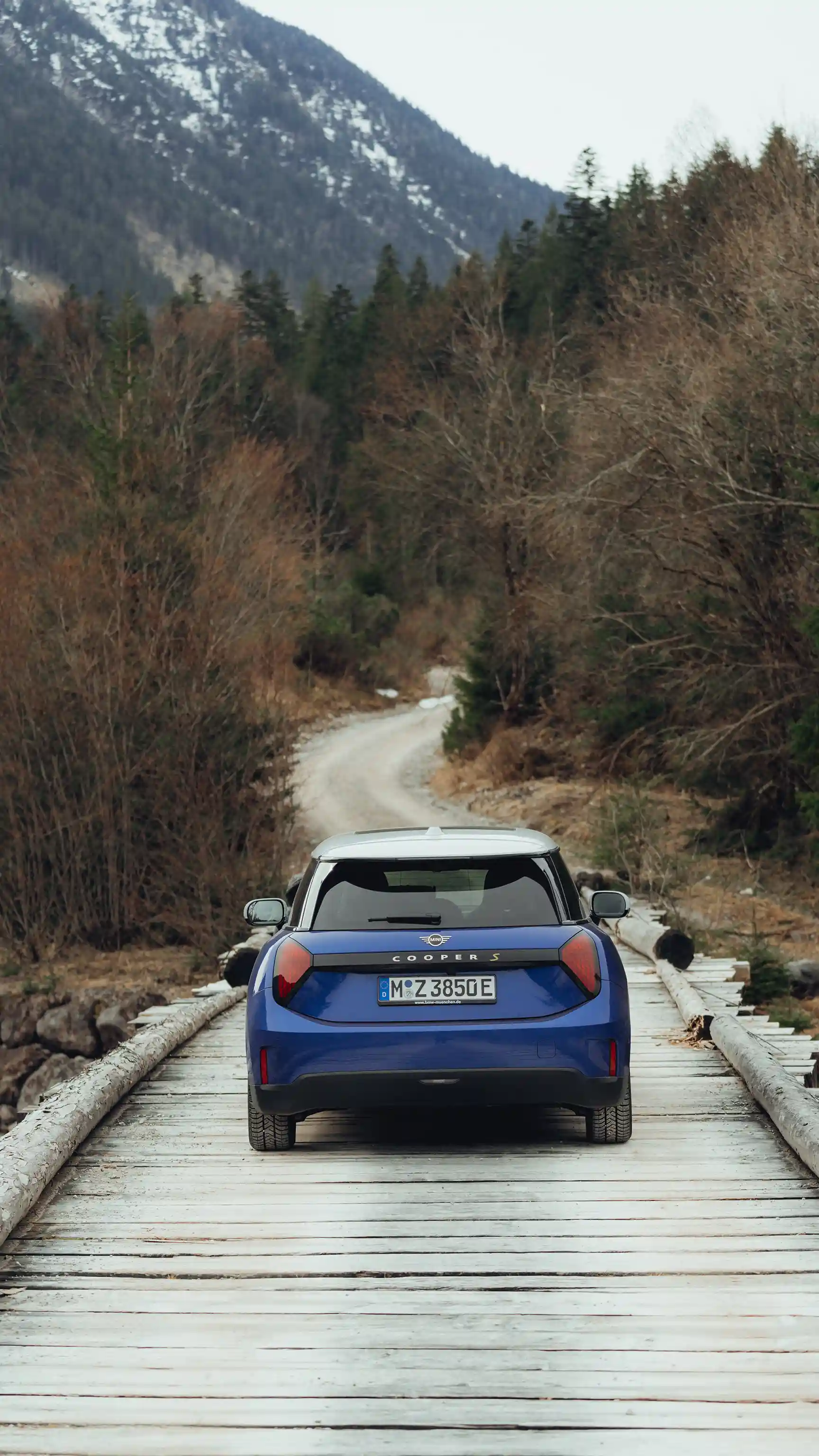 Fuldelektrisk MINI Cooper – Set fra bagfra