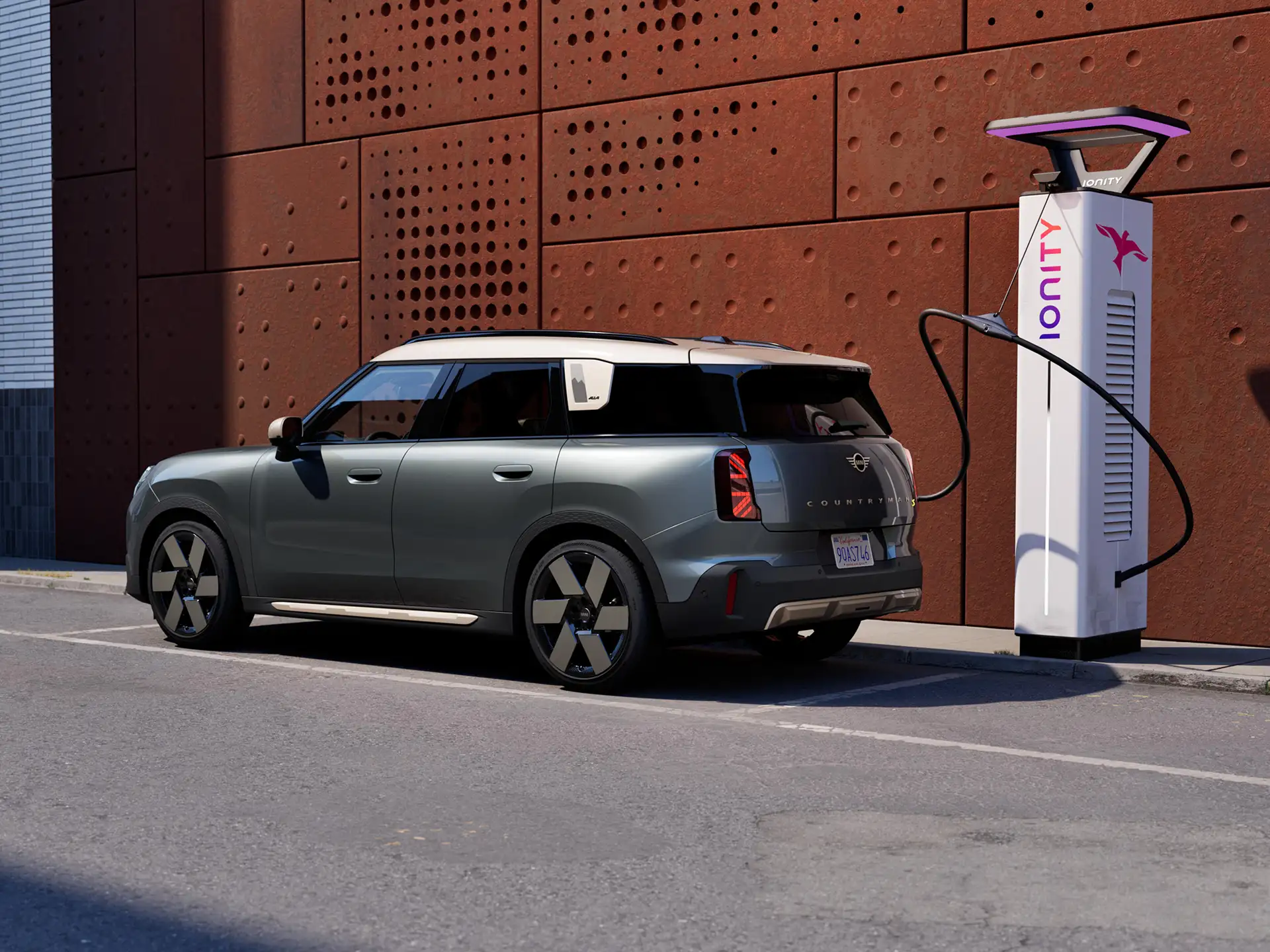 Fuldelektrisk MINI Countryman – Offentlig opladning