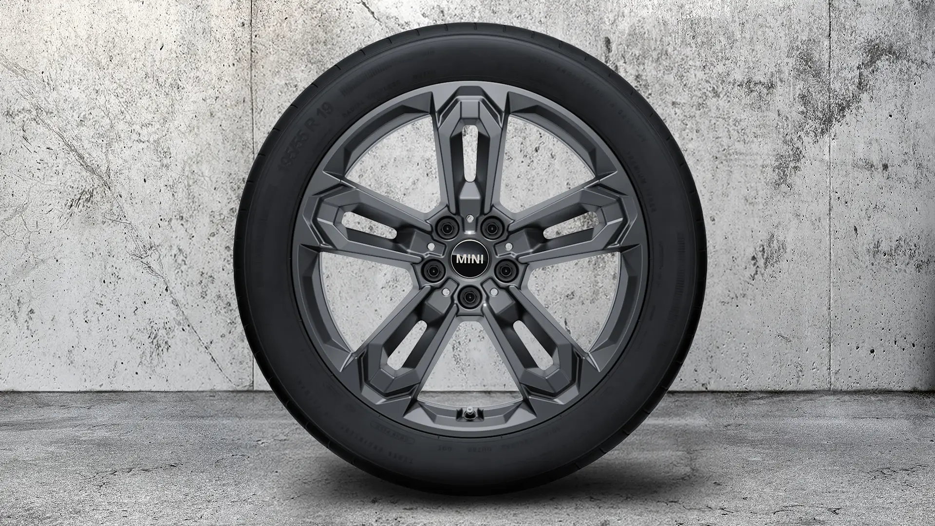 19'' JCW med dobbelteger i design 1041 - gunmetal grey