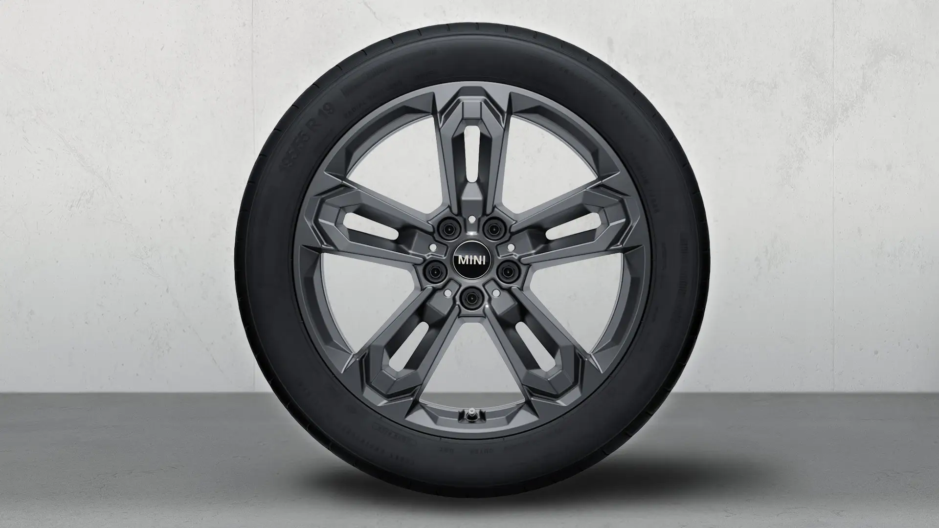 19'' JCW med dobbelteger i design 1041 - gunmetal grey
