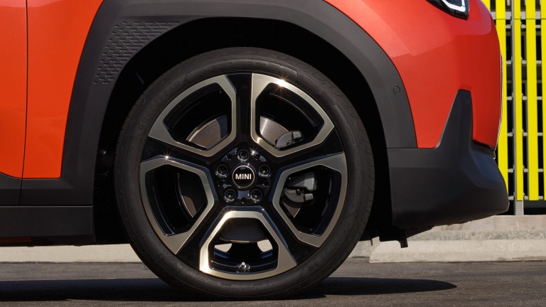 MINI dæk – Fælg til fuldelektrisk MINI Cooper