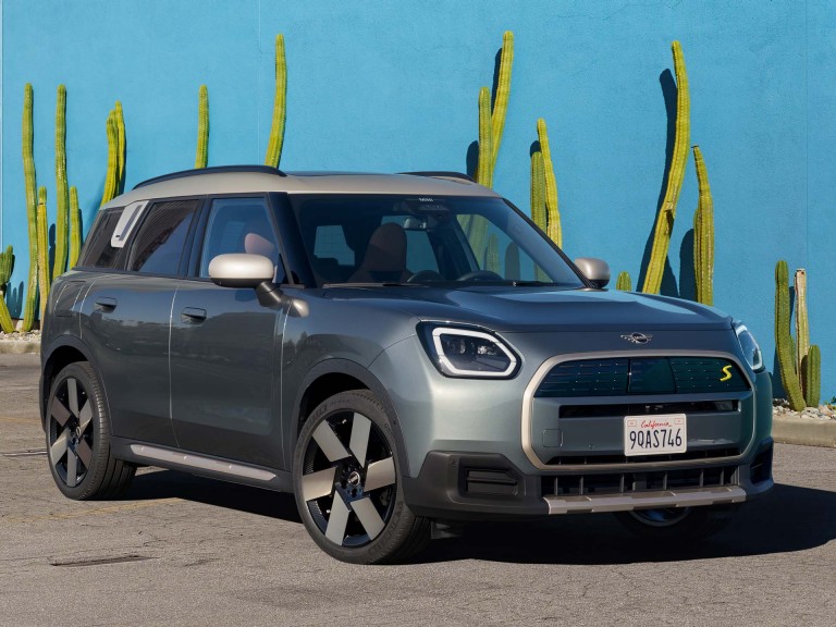 Den eldrevne MINI familie - Countryman