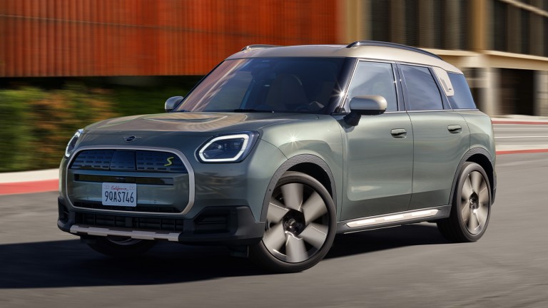 Fuldelektrisk MINI Countryman – mosaik – køreoplevelse