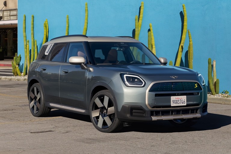 Fuldelektrisk MINI Countryman – financial services – teaser